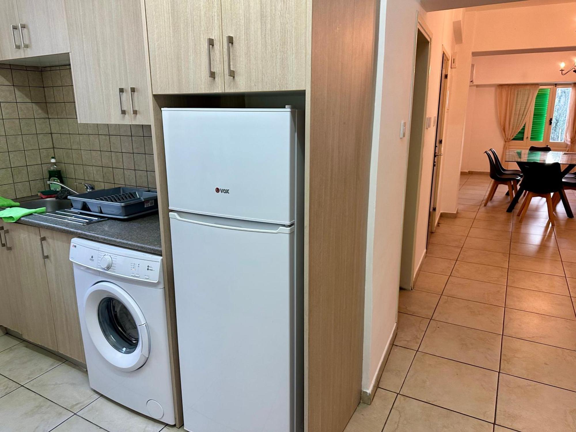 Private Room In Shared Flat Нікосія Екстер'єр фото